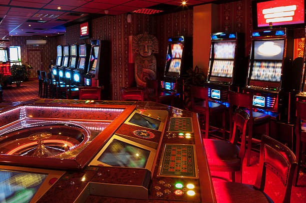 Starburst slot reel display on bmx4d showing five reels, gems, and wild symbols